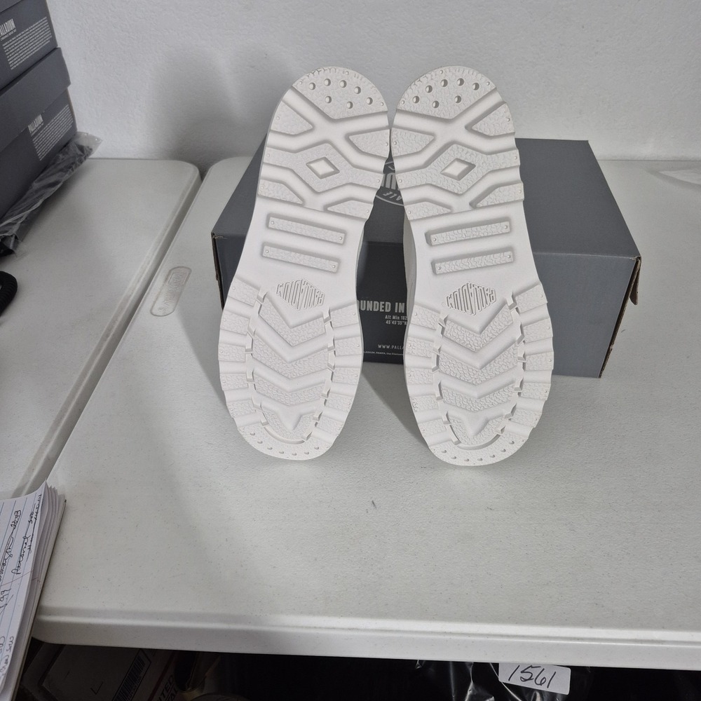 Palladium Pampa HI Boots Womens 9 Med Star White Pampa HI Top Lace Up New in Box - Picture 6 of 9